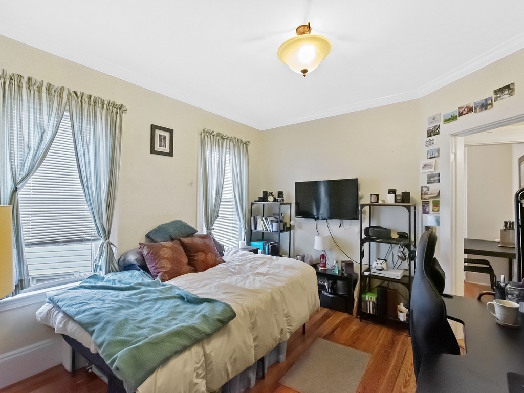 103 Bartlett Street Somerville, MA 02145 - Photo 23 of 35