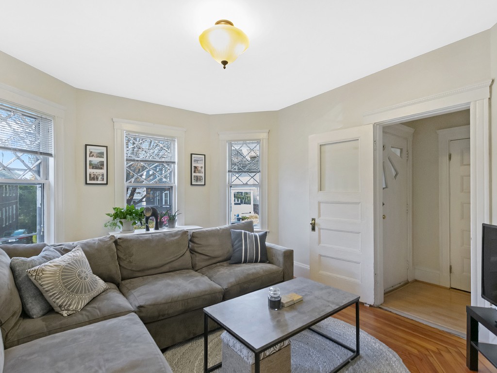 103 Bartlett Street Somerville, MA 02145 - Photo 3 of 35