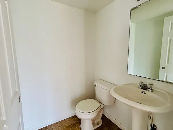$2,000 | 12655 Braddock Lane, Noblesville, IN 46060