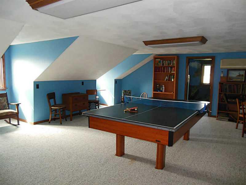 180 Valley Road Indiana, PA 15701 - Photo 4 of 21 Den/Family/Great Room.