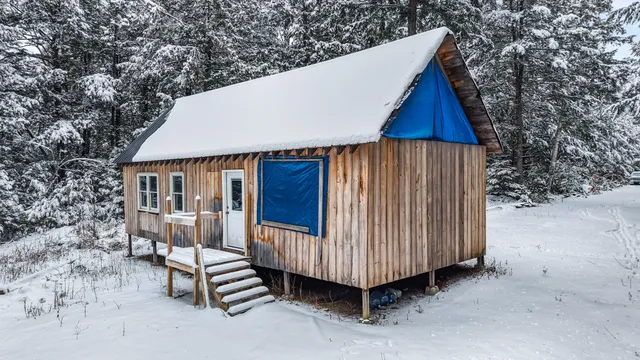 $125,000 | 124 Dead Stream Road, Lincoln, ME 04457