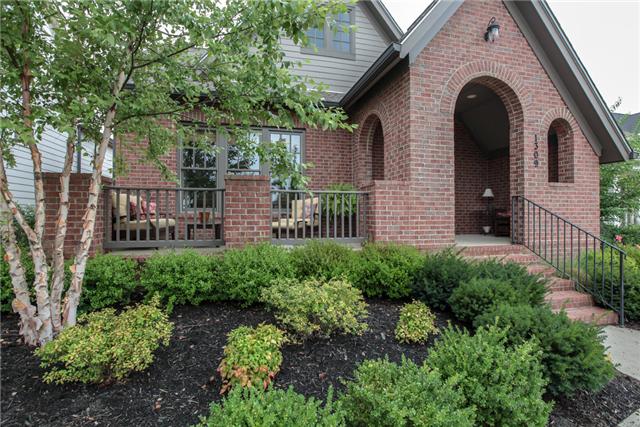1309 Eliot Road Franklin, TN 37064 - Photo 3 of 15 LUSH LANDSCAPING