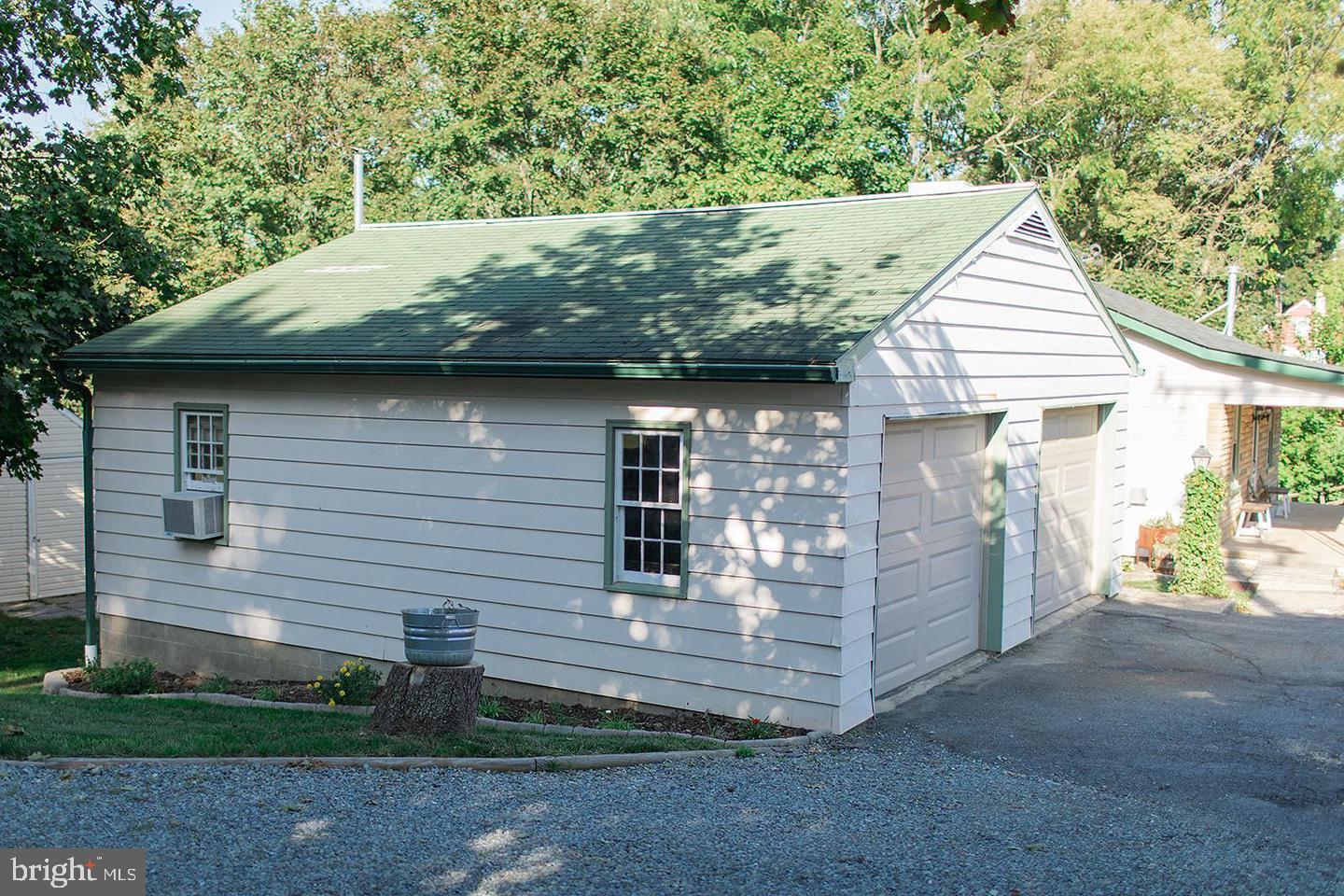 331 Owl Hill Road Lititz, PA 17543 - Photo 2 of 22