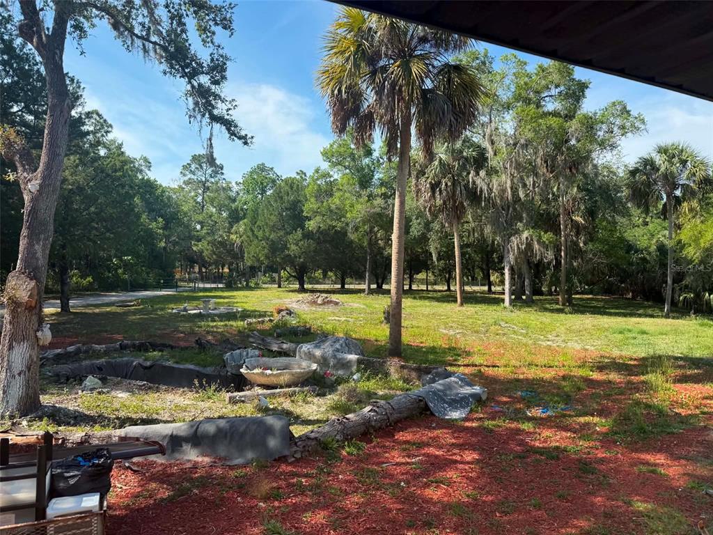 186 Gladys Avenue Inglis, FL 34449 - Photo 12 of 21