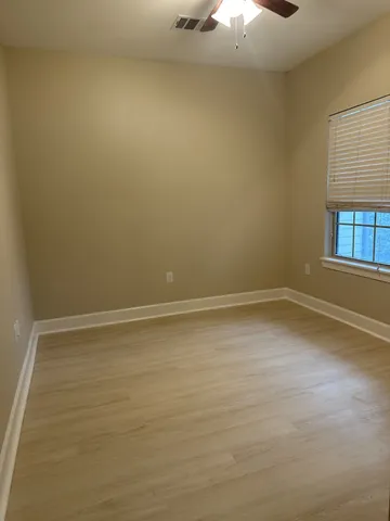 $1,400 | 1820 Jacquelyn Drive, Unit 204, Houston, TX 77055