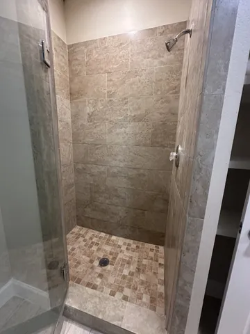 $1,400 | 1820 Jacquelyn Drive, Unit 204, Houston, TX 77055