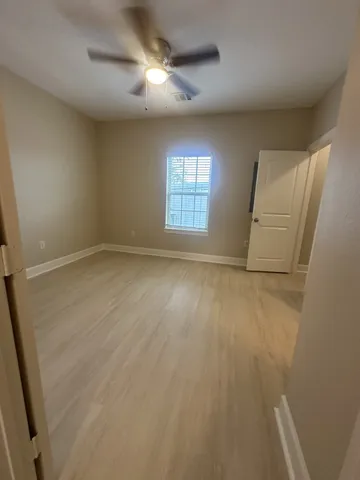 $1,400 | 1820 Jacquelyn Drive, Unit 204, Houston, TX 77055