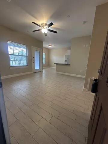 $1,400 | 1820 Jacquelyn Drive, Unit 204, Houston, TX 77055