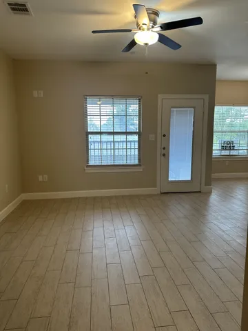 $1,400 | 1820 Jacquelyn Drive, Unit 204, Houston, TX 77055