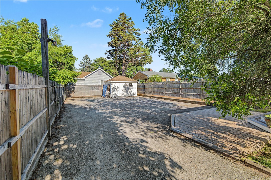 137 Kingstown Road Narragansett, RI 02882 - Photo 12 of 14