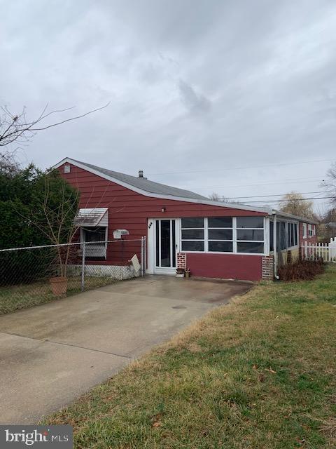 148 Winder Road New Castle, DE 19720 - Photo 1 of 15 Front