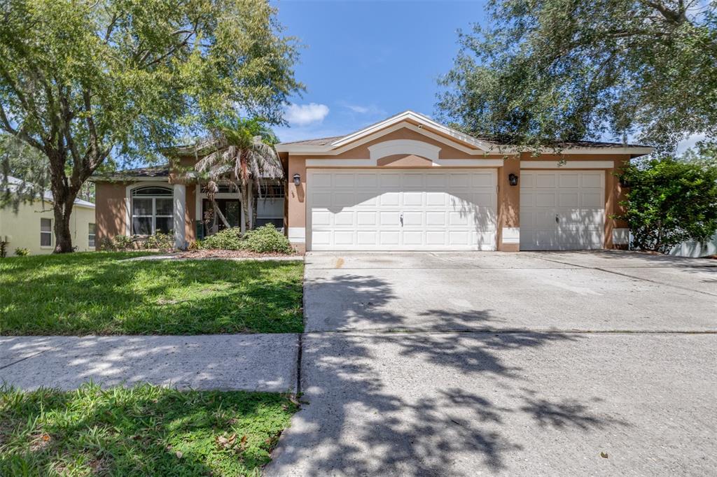 17012 Falconridge Road Lithia, FL 33547 - Photo 1 of 100 Gallery Image 1