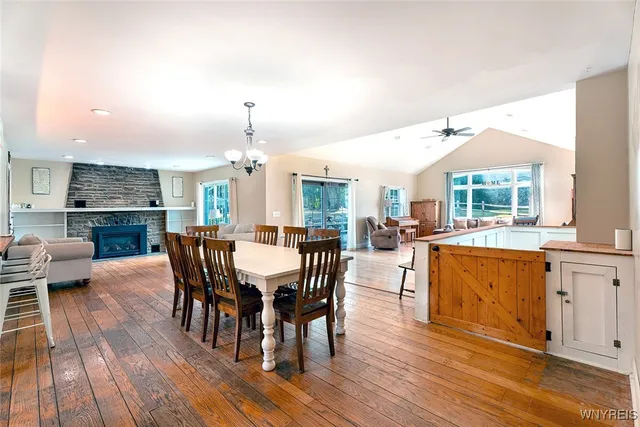 $575,000 | 994 Grover Road, East Aurora, NY 14052