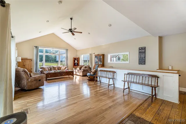 $575,000 | 994 Grover Road, East Aurora, NY 14052