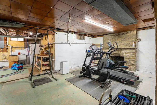 $575,000 | 994 Grover Road, East Aurora, NY 14052