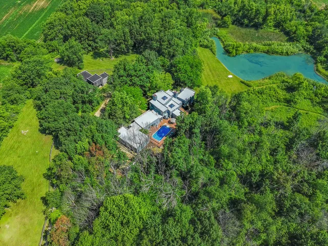 $1,190,000 | 18212 Oak Grove Road, Harvard, IL 60033