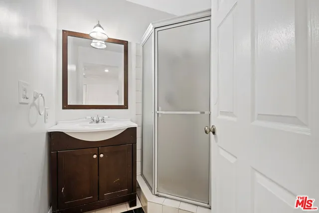 $2,495,000 | 2461 Jupiter Drive, Los Angeles, CA 90046