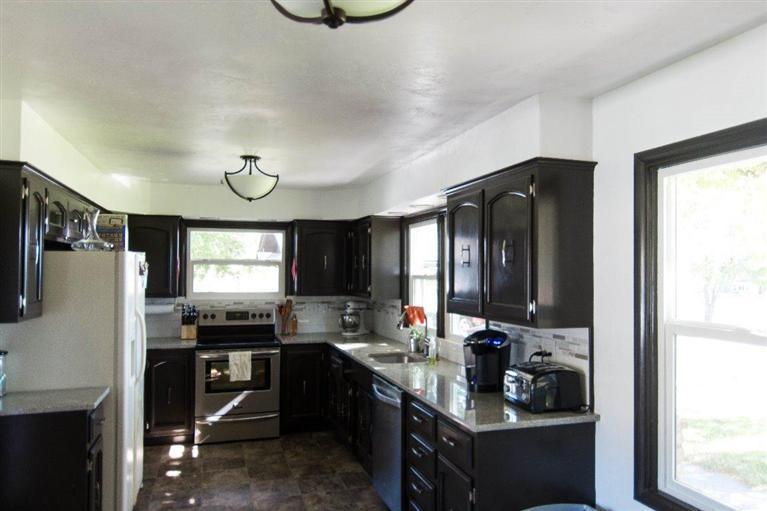741 Old Stage Road Central Point, OR 97502 - Photo 13 of 20 Additional Photo