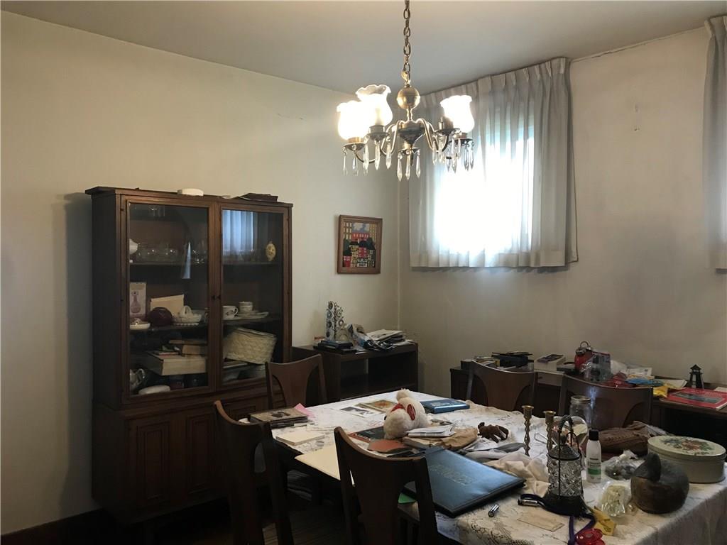 211 Forest Hills Road Pittsburgh, PA 15221 - Photo 3 of 12 Dining Room