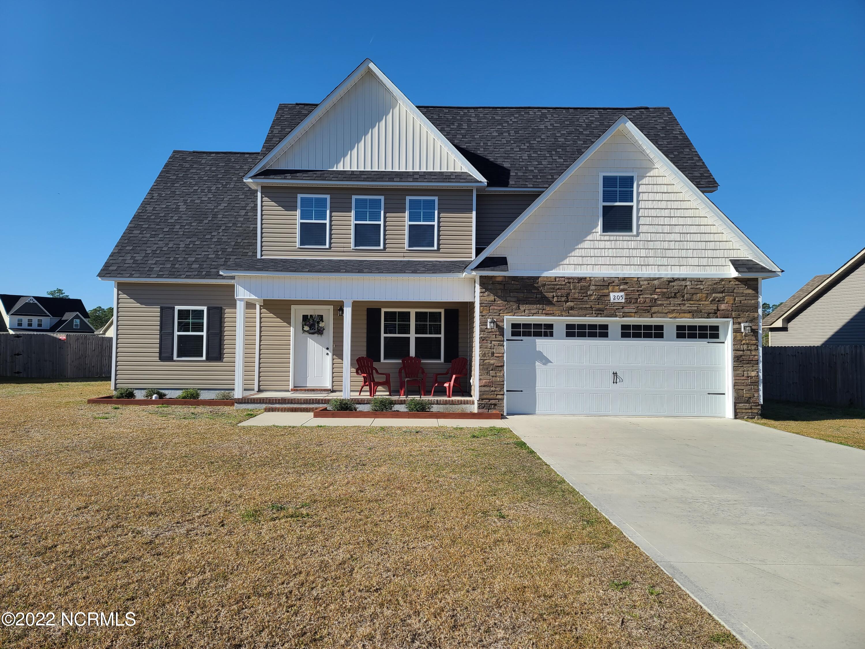 205 Tappi Terrace Hubert, NC 28539 - Photo 1 of 44 20220318_100113