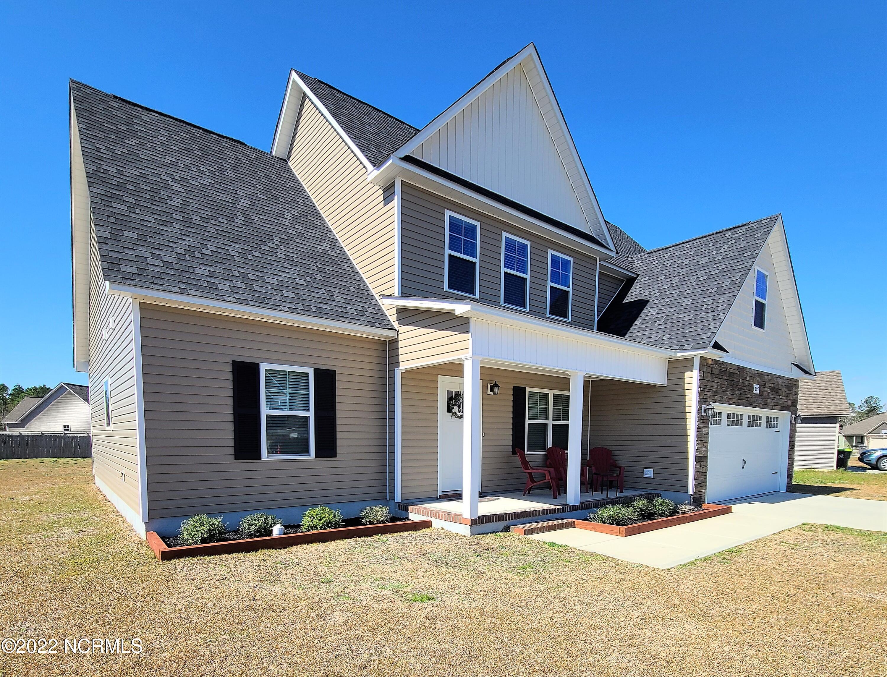 205 Tappi Terrace Hubert, NC 28539 - Photo 2 of 44 20220318_113011