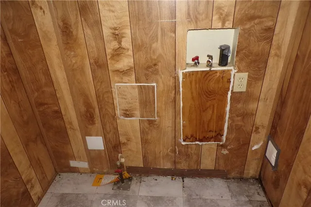 a view of a bathroom