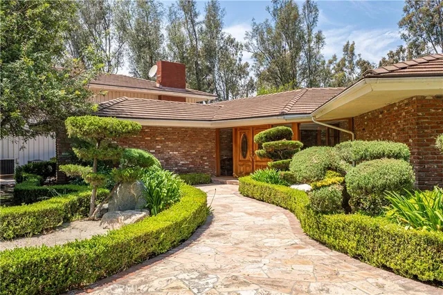 $3,182,800 | 20827 East Mesarica Road, Covina, CA 91724