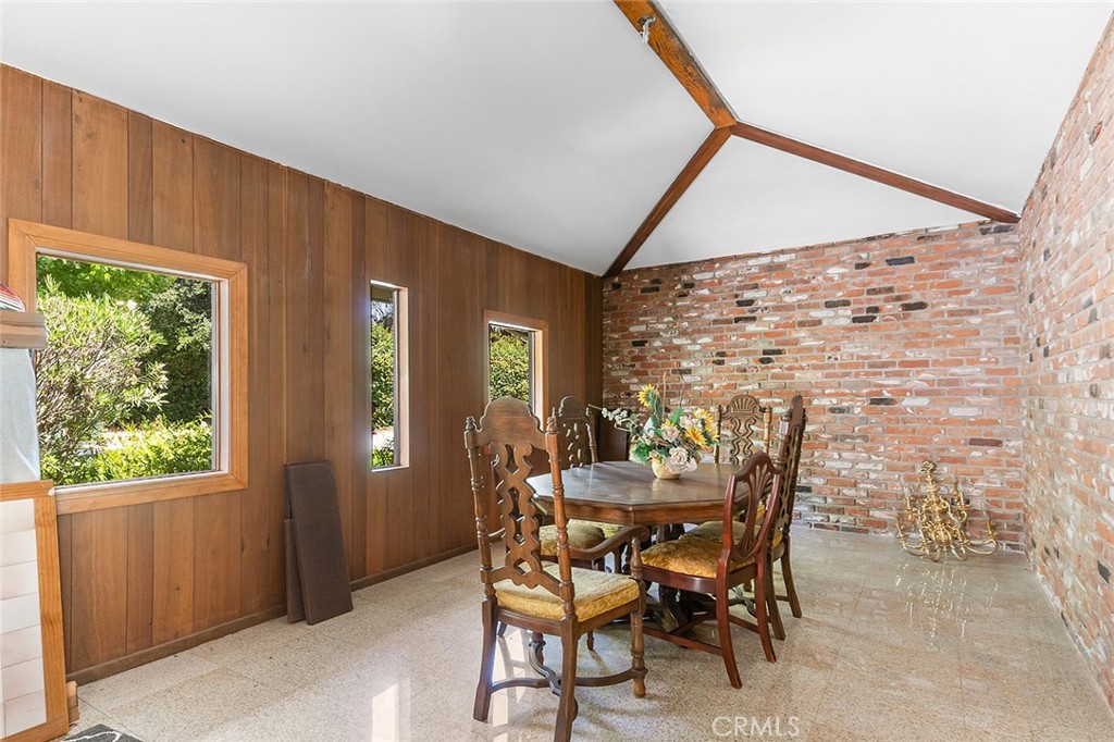 20827 East Mesarica Road Covina, CA 91724 - Photo 14 of 40 a dining room with furniture and window