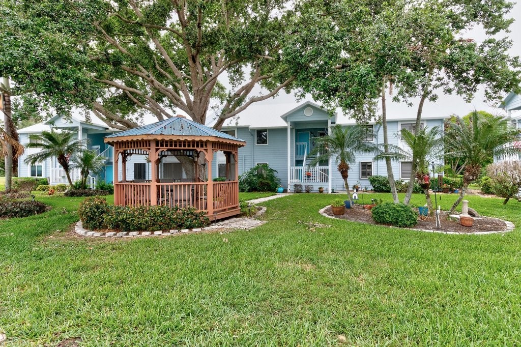 9637 Riverside Drive, Unit 3 Sebastian, FL 32958 - Photo 3 of 36