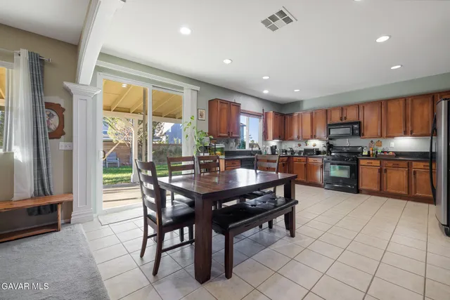 $585,000 | 2821 Ave J 4 E Lancaster Ca East, Lancaster, CA 93535