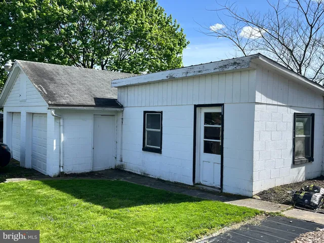 $159,000 | 72 Green Street, Belleville, PA 17004