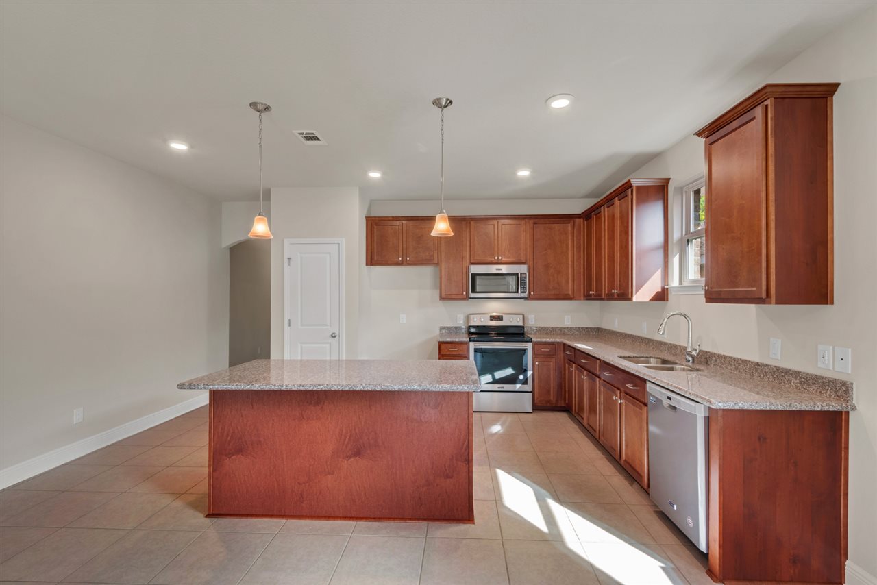 7013 Shallow Brook Court Gulf Shores, AL 36542 - Photo 7 of 26