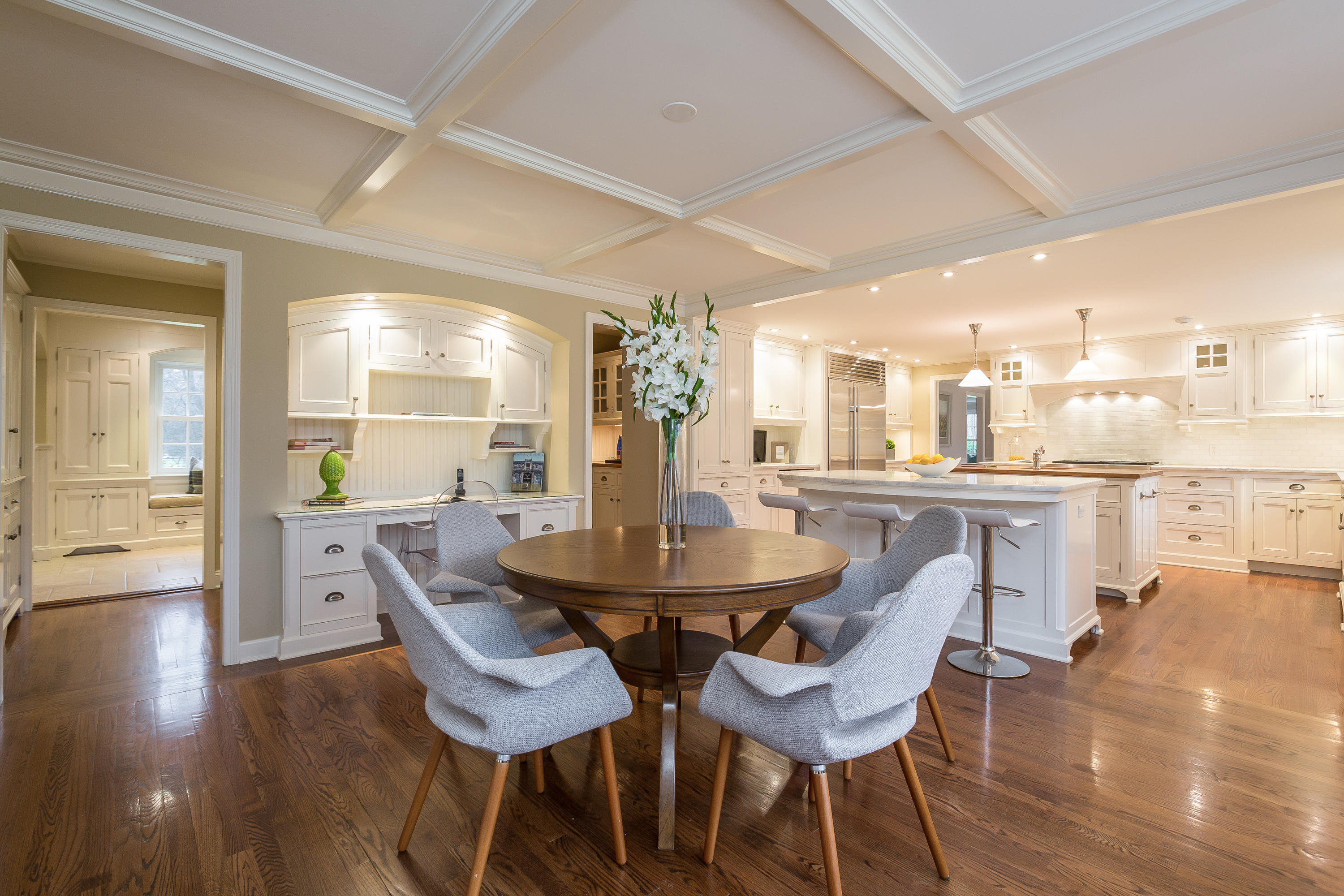 256 Brookside Road Darien, CT 06820 - Photo 11 of 66 011-Breakfast_Nook-3700101-large