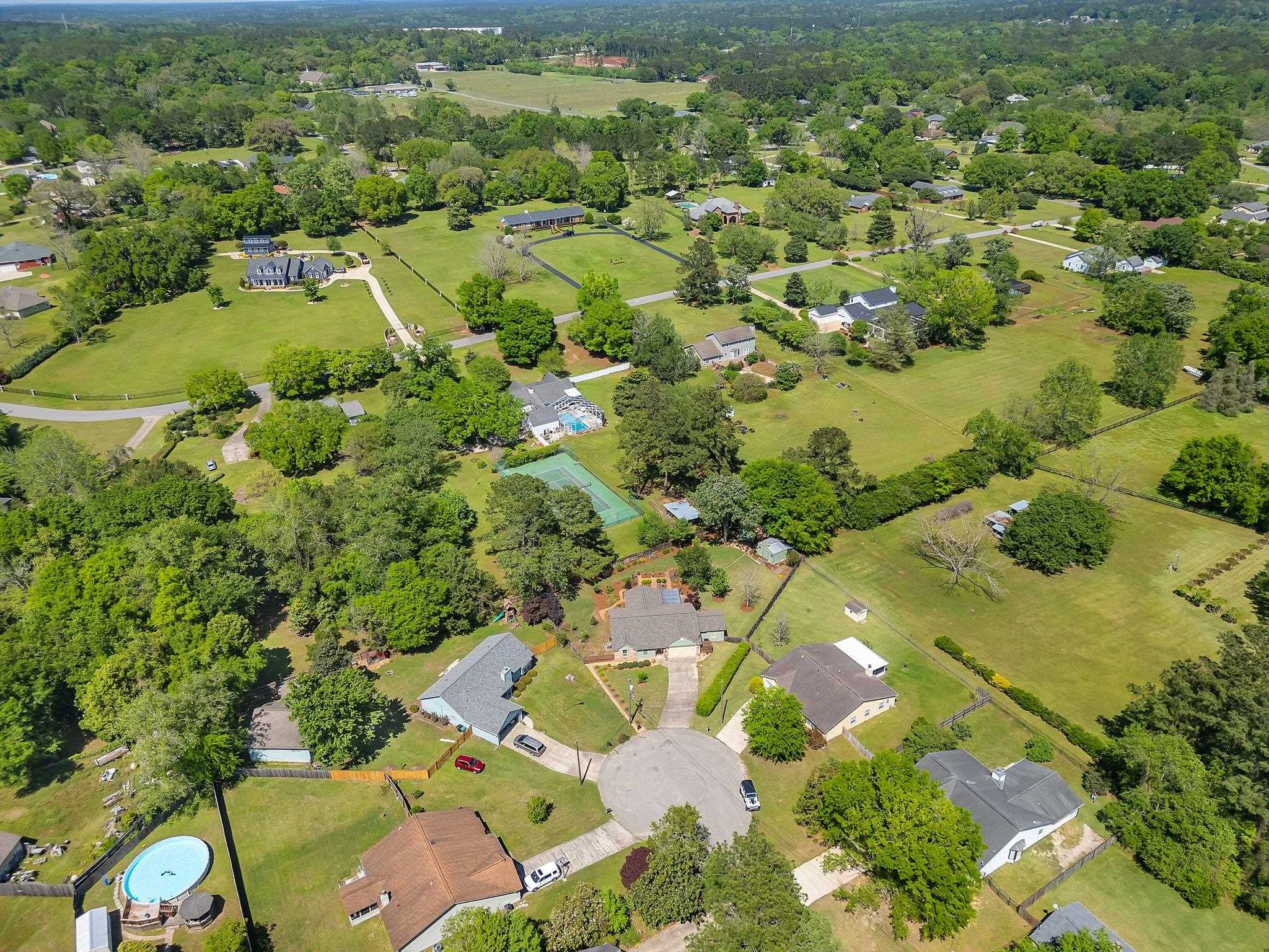 1277 Sedgefield Road Tallahassee, FL 32317 - Photo 4 of 42 Gallery Image 4