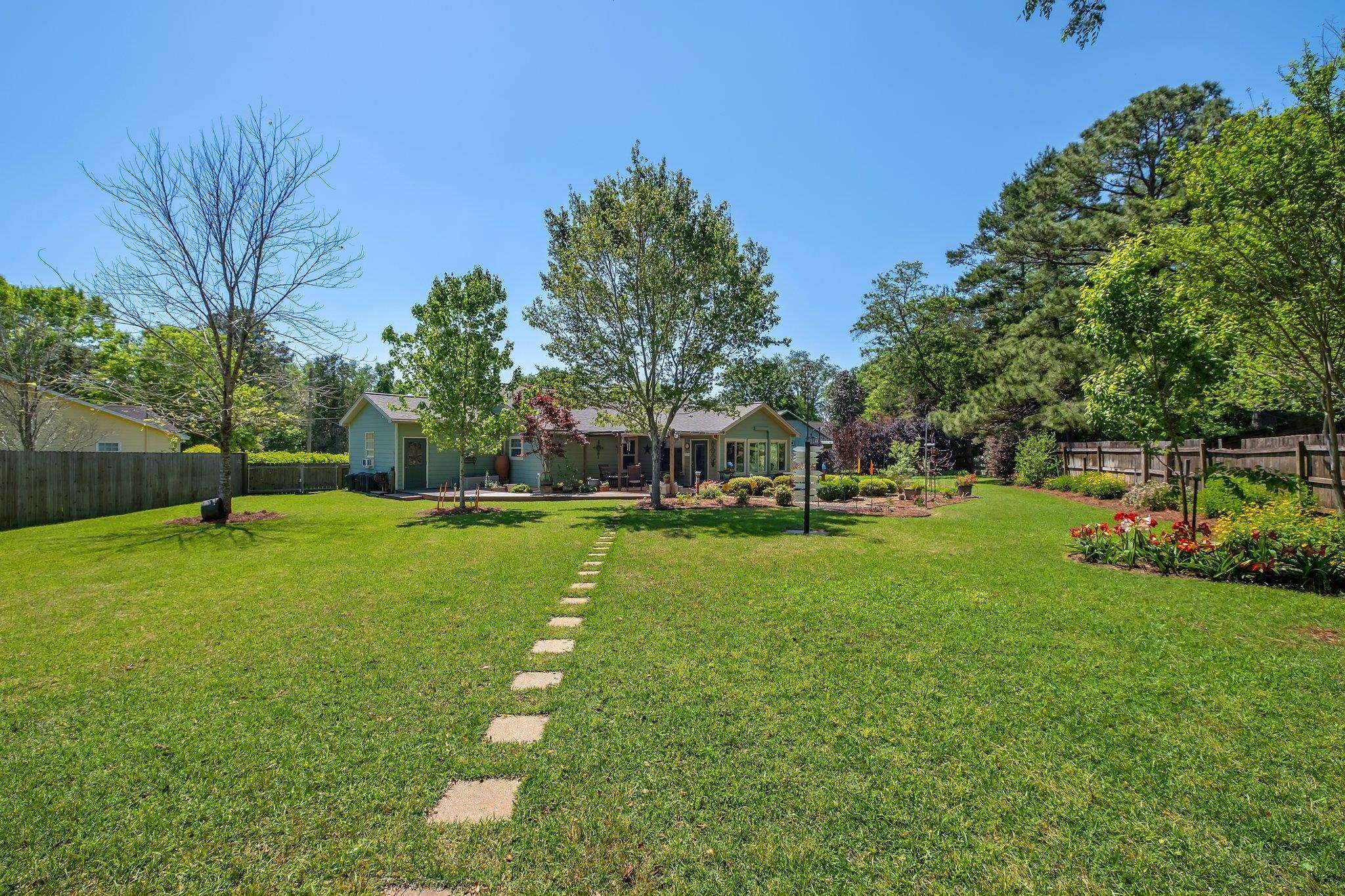 1277 Sedgefield Road Tallahassee, FL 32317 - Photo 8 of 42 Gallery Image 8