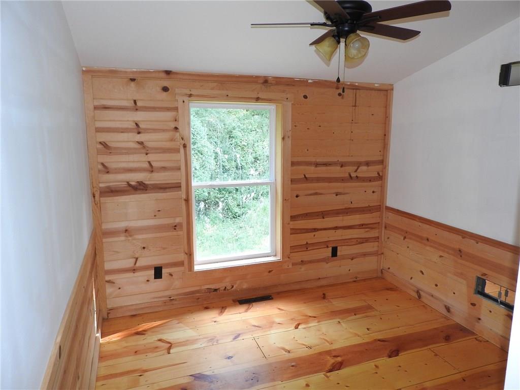 132 Walker Road Apollo, PA 15613 - Photo 17 of 22 Gallery Image 17