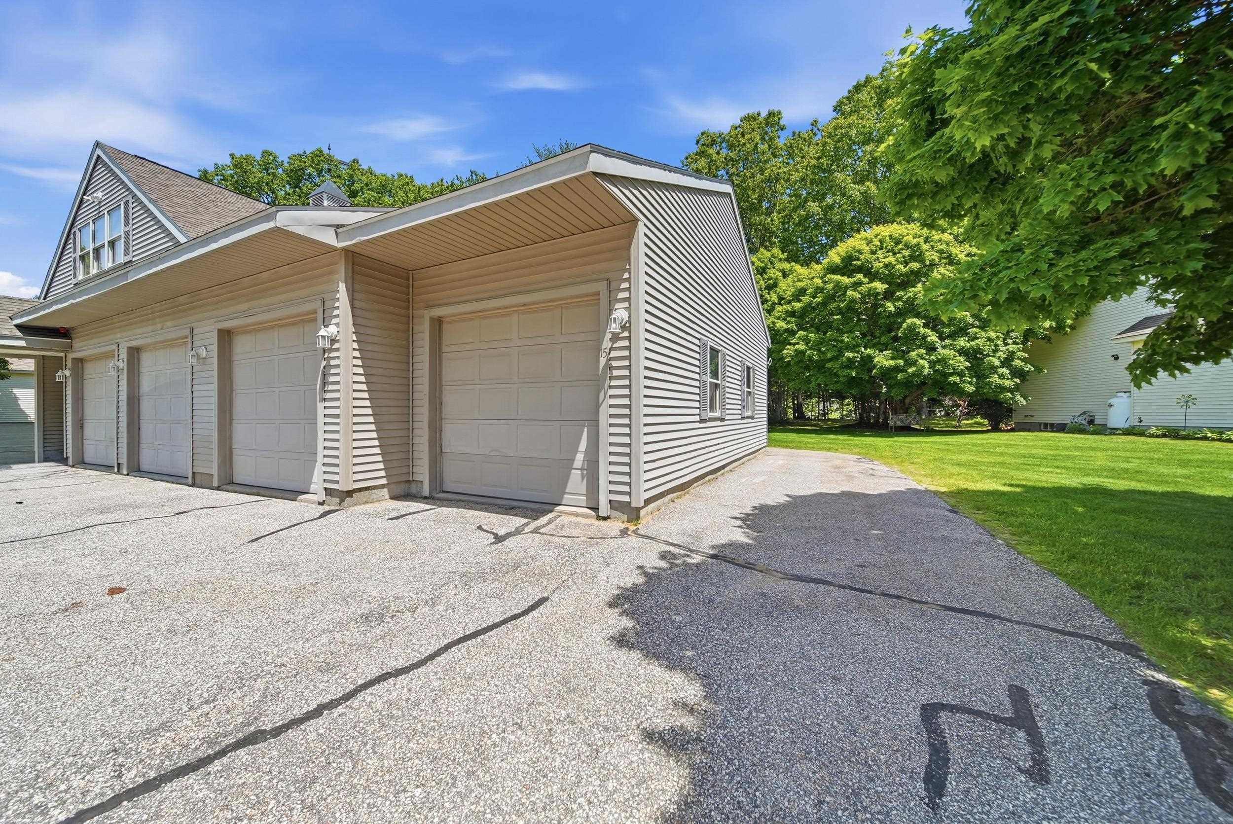 31 Henderson Road, Unit 15 Gilford, NH 03249 - Photo 13 of 35