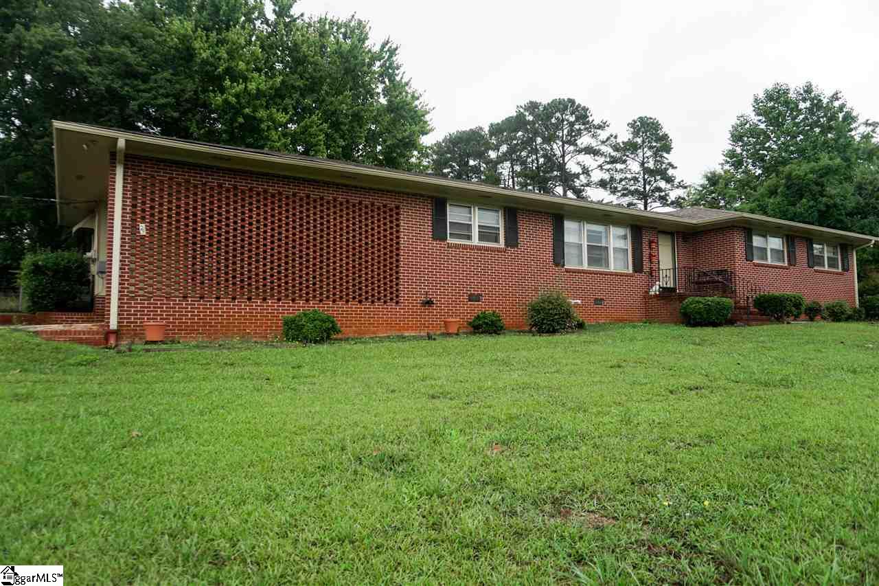 208 Arnold Drive Anderson, SC 29621 - Photo 1 of 19 Gallery Image 1