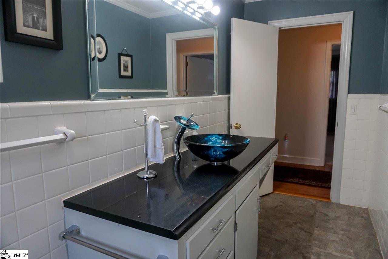 208 Arnold Drive Anderson, SC 29621 - Photo 14 of 19 Gallery Image 14