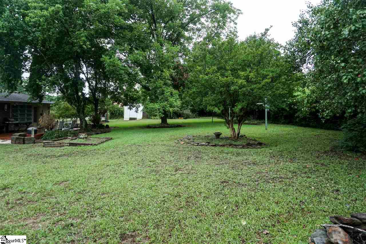 208 Arnold Drive Anderson, SC 29621 - Photo 4 of 19 Gallery Image 4