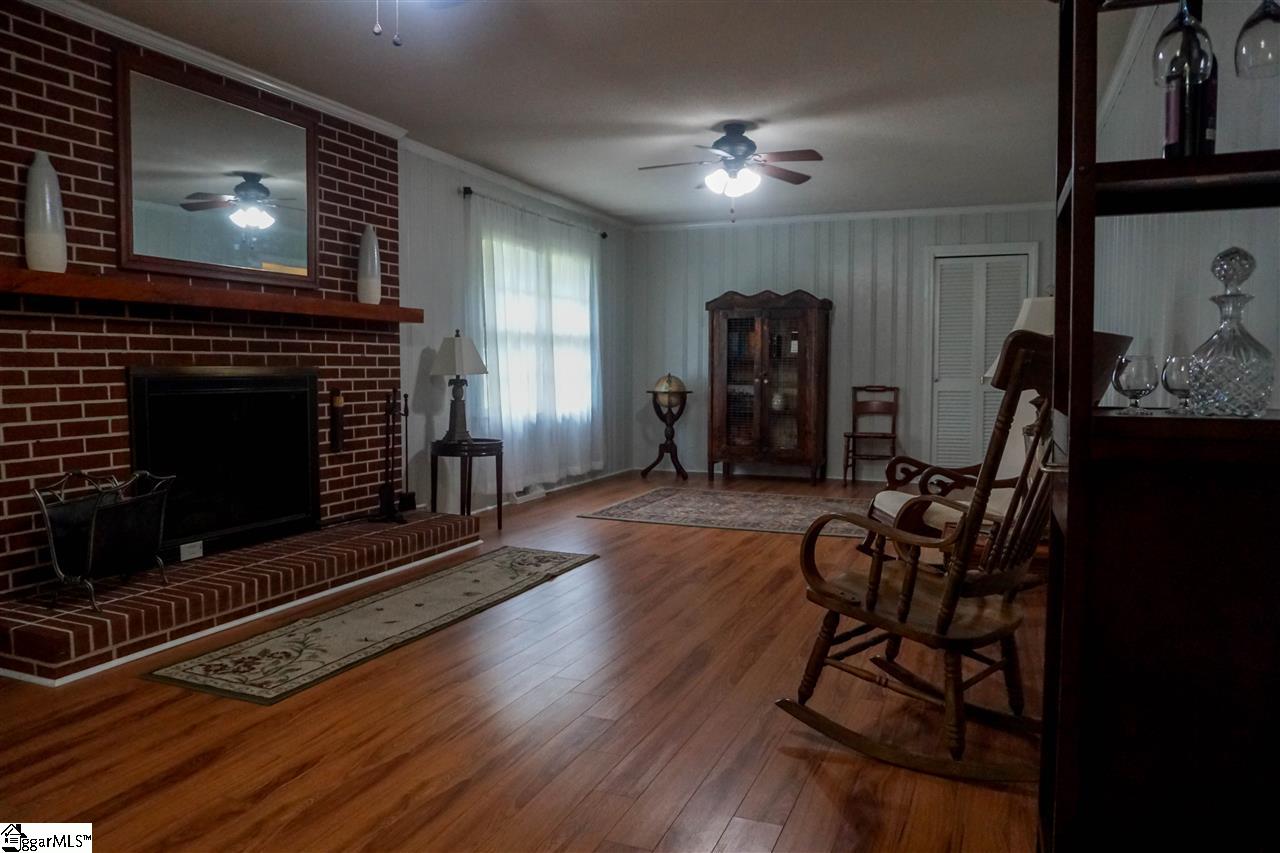 208 Arnold Drive Anderson, SC 29621 - Photo 9 of 19 Gallery Image 9