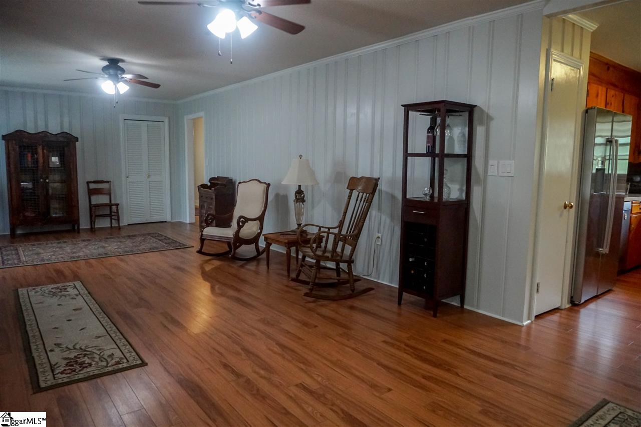 208 Arnold Drive Anderson, SC 29621 - Photo 10 of 19 Gallery Image 10