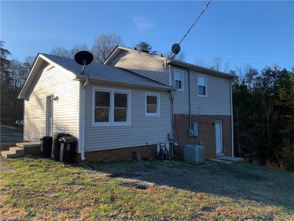 1485 Pebblebrook Road Winston-Salem, NC 27105 - Photo 14 of 15 Gallery Image 14