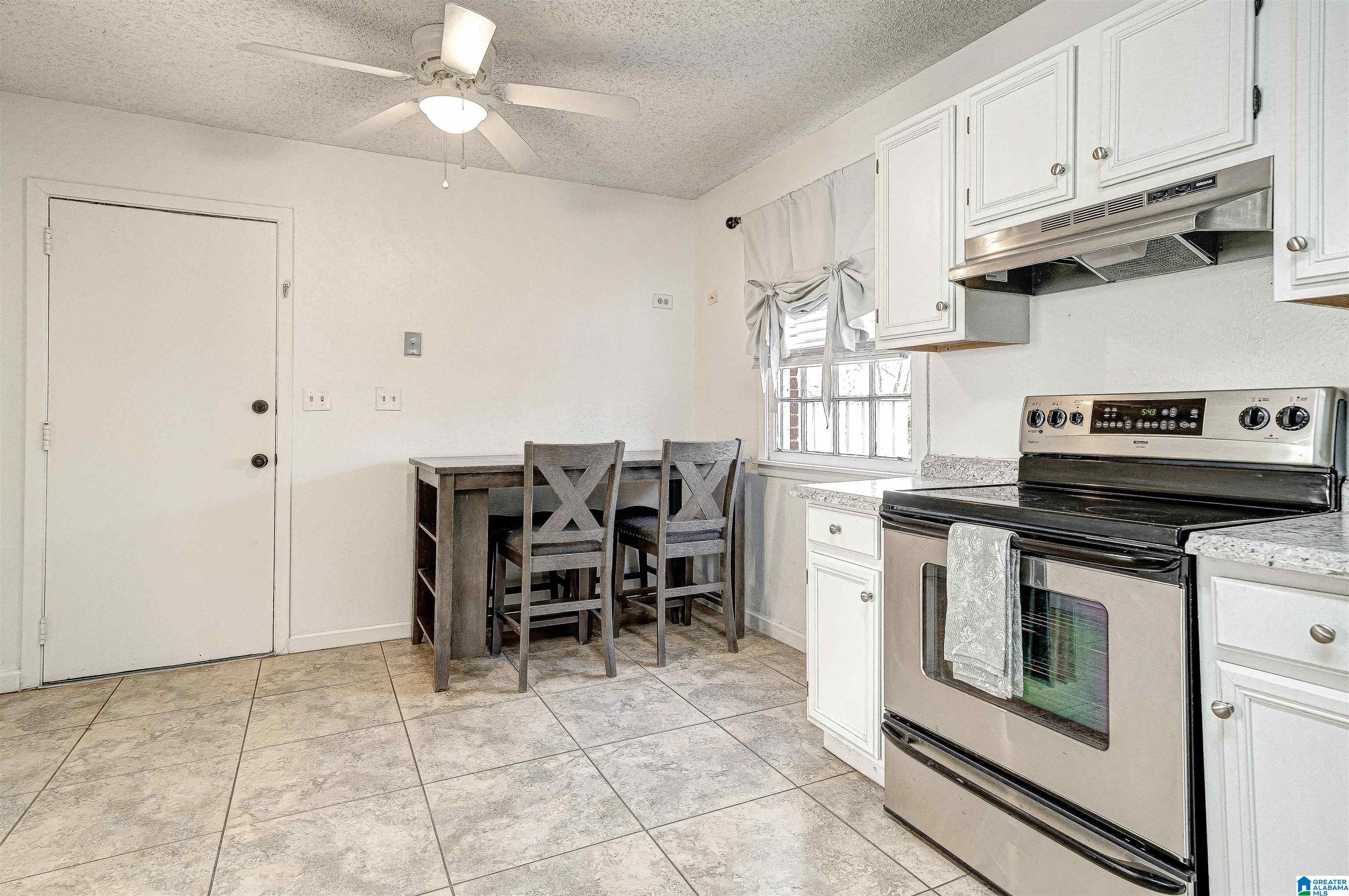 2212 Rocky Ridge Road Birmingham, AL 35216 - Photo 10 of 40 Gallery Image 10