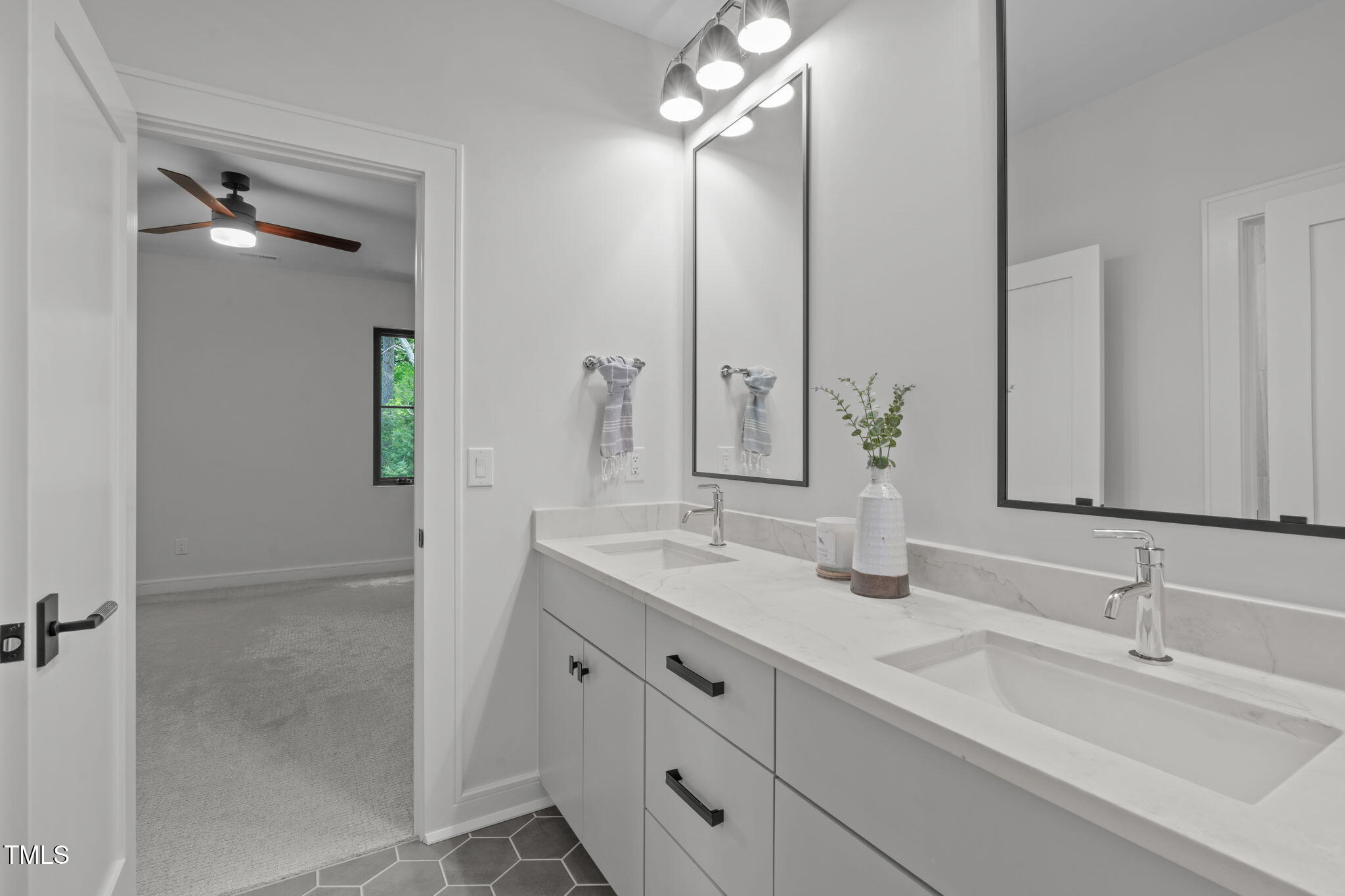 2104 Manuel Street Raleigh, NC 27612 - Photo 22 of 30 A-61