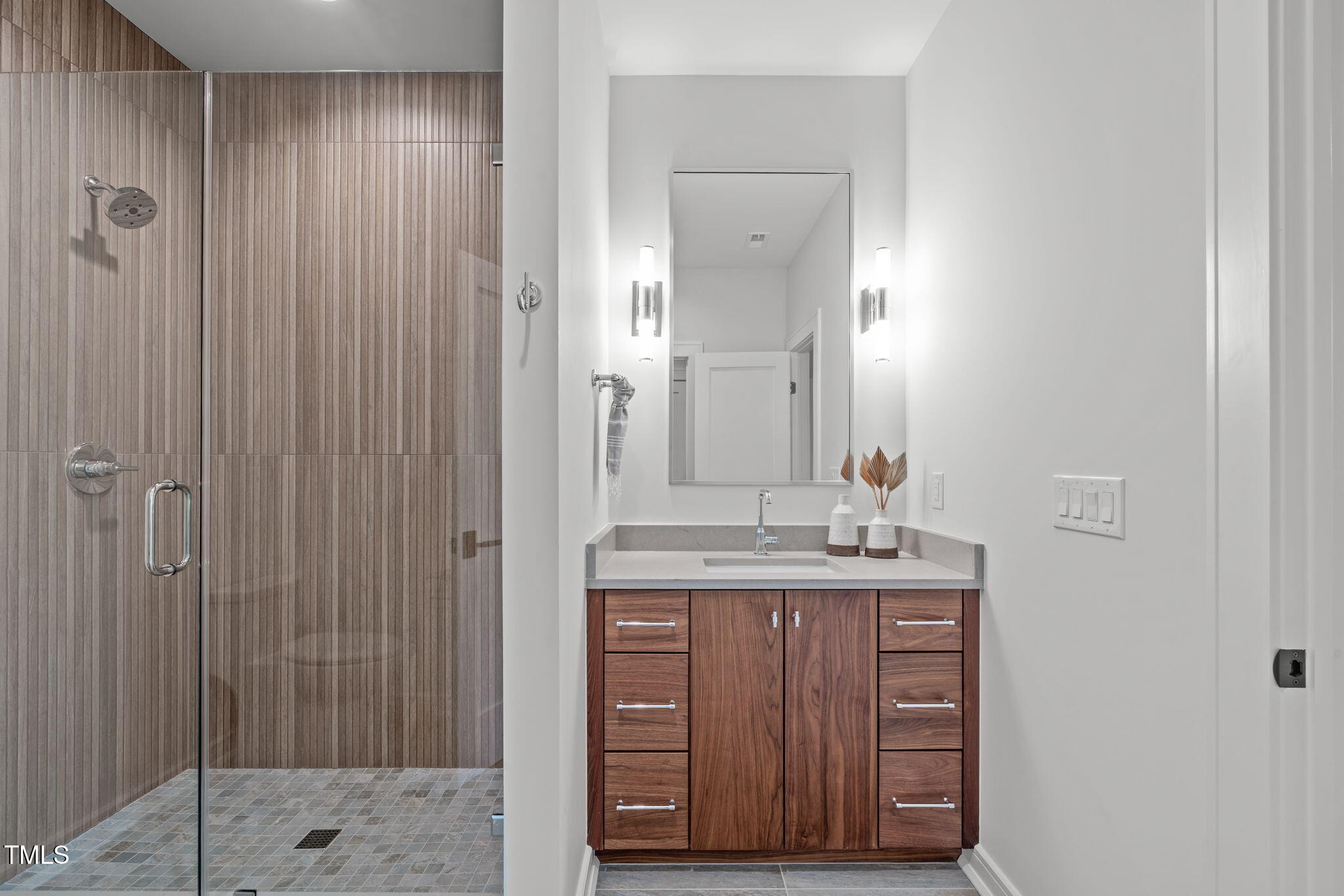 2104 Manuel Street Raleigh, NC 27612 - Photo 24 of 30 A-67