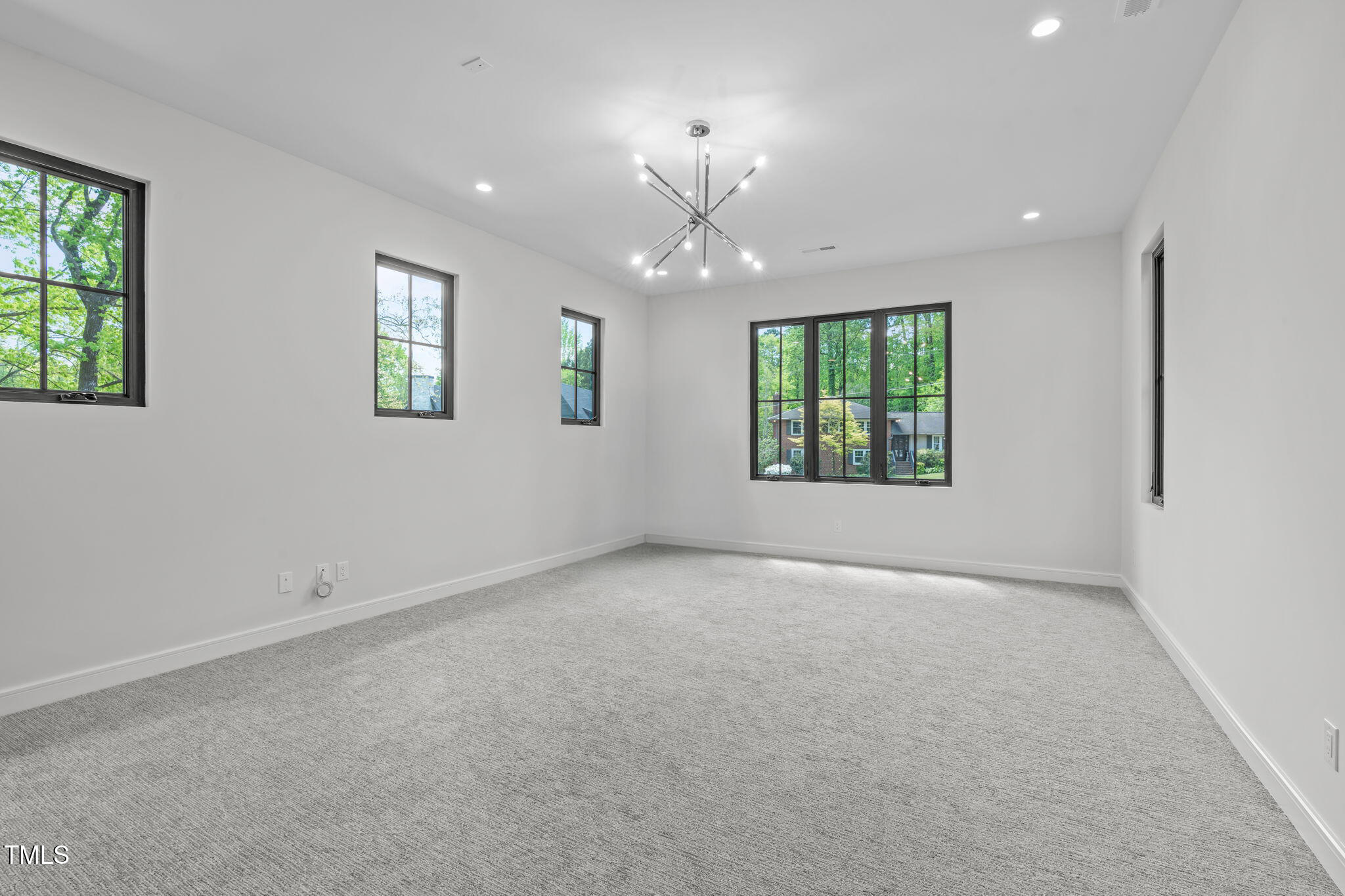 2104 Manuel Street Raleigh, NC 27612 - Photo 25 of 30 A-68