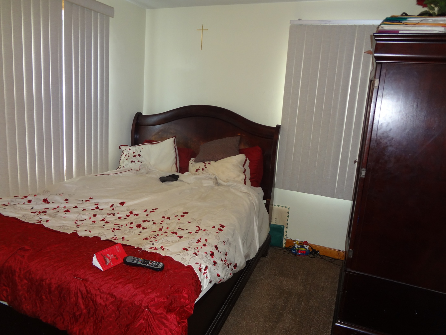 245 North Wolf Road Hillside, IL 60162 - Photo 11 of 21 a bedroom with a bed and a window