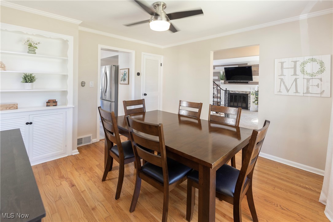 2783 Hampton Road Rocky River, OH 44116 - Photo 10 of 41 Expand the space for friends & family to celebrate special occasions!