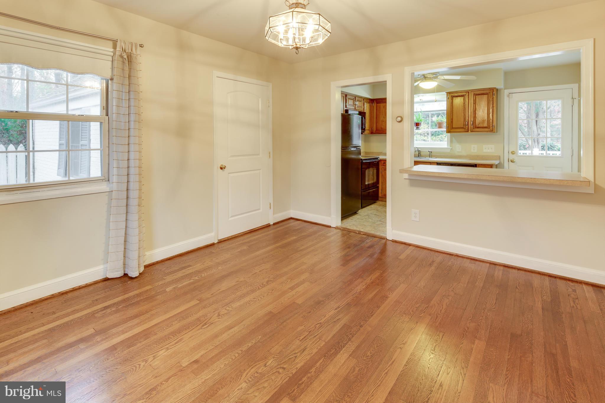 10210 Riggs Road Adelphi, MD 20783 - Photo 7 of 24 Dining Room